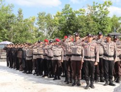 Polresta Palangka Raya Iringi Pemakaman Alm. AKP Maranata Sibagariang dengan Apel Persada