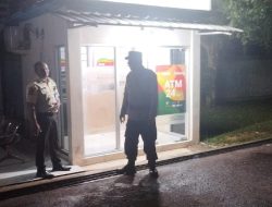 Personil Piket Polsek Bulik Melaksanakan Kegiatan Patroli ke Bank