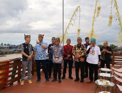 Dorong Pengembangan Pariwisata Berkelanjutan, Kapolda Kalteng dan Gubernur Resmikan Kapal Wisata Susur Sungai