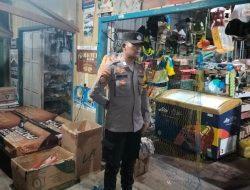 Piket Polsek Delang Patroli dan Sambang Ke Pedagang