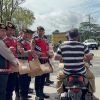 Polri Berbagi Kebaikan, Ditsamapta Polda Kalteng Bagikan Makanan Gratis Sambut HUT Bhayangkara Ke-79.