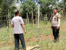 Dukung Ketahanan Pangan, Bhabinkamtibmas Polsek Sematu Jaya Silaturahmi ke masyarakat terkait Program Asta Cita Presiden RI