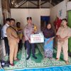 Wujud Kepedulian, Bhabinkamtibmas Dampingi Penyaluran BLT Dana Desa Di Wilayah Binaan