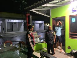 Satsamapta Polresta Palangka Raya Sambangi Pos Kamling Bangas Permai, Ajak Warga Aktif Jaga Lingkungan