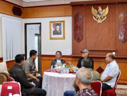 Bersama Gubernur dan Forkopimda, Kapolda Kalteng Sambut Kunjungan Kerja Irwasum Polri di Bumi Tambun Bungai