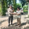 Polsek Rakumpit Serahkan Bantuan Benih Jagung kepada Warga Bukit Sua, Dorong Pemanfaatan Lahan Pekarangan