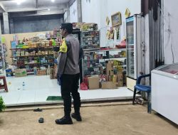 Piket Polsek Sambangi dan Silaturahmi Ke Pedagang