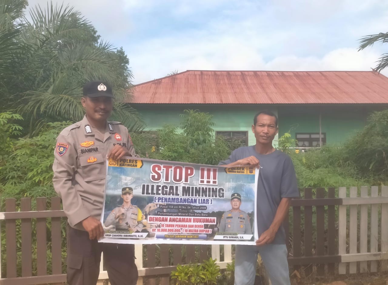 Bhabinkamtibmas Desa Tumbang Jala Sosialisasi tentang larangan Illegal Mining.