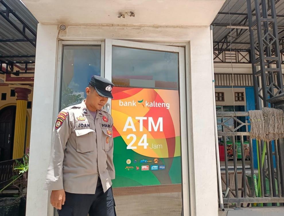 Piket Polsek Patroli dimalam hari ke Perbankan Atm