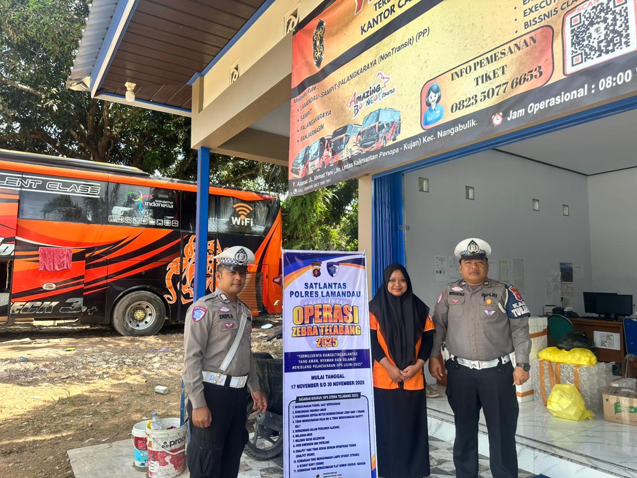 Sat Lantas Polres Lamandau Gelar Sosialisasi Operasi Zebra Telabang 2025 di Pool Bus Angkutan Umum