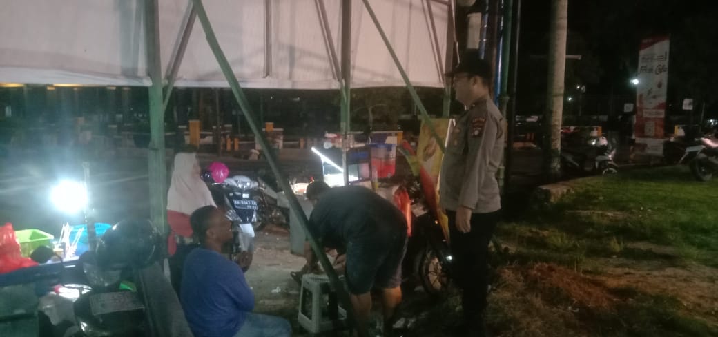 Cegah Aktivitas Premanisme Pada Malam Hari, Polsek Teweh Tengah Berikan Himbauan Kepada Masyarakat Agar Selalu Waspada