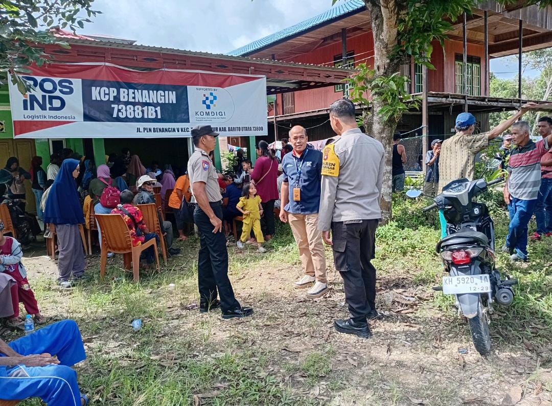 Polsek Teweh Timur Kawal Penyaluran BLT Kesra 2025 kepada 352 Keluarga di Kecamatan Teweh Timur