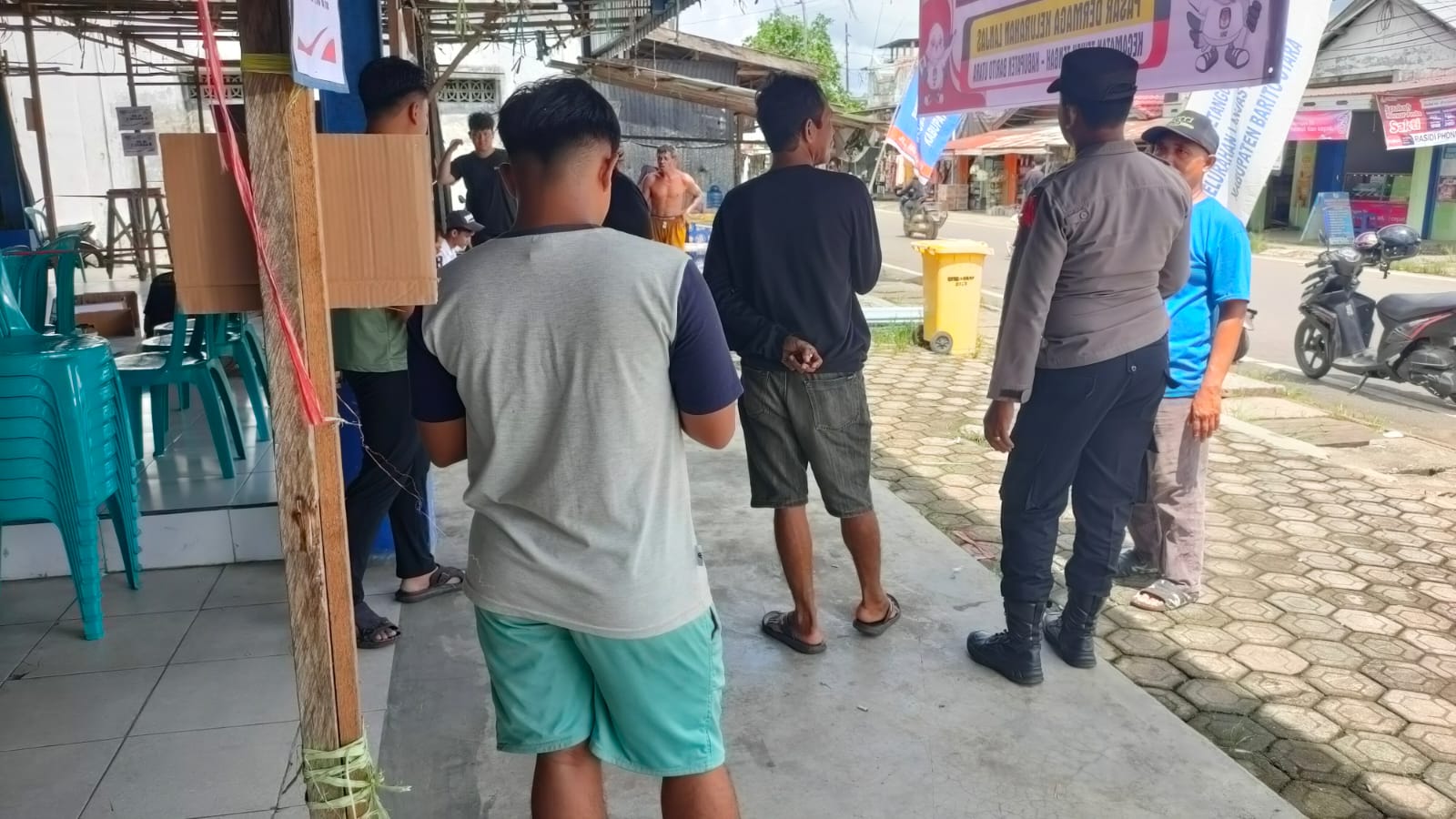 Secara Humanis, Polsek Teweh Tengah Sosialisasikan Germas Kepada Masyarakat di Wilayah Hukum Teweh Tengah