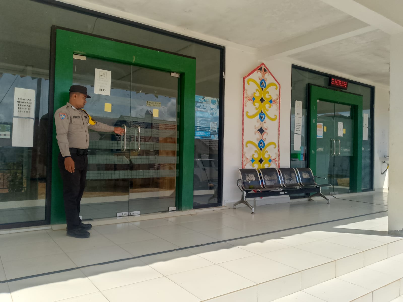 Polsek Marikit menciptakan Kamtibmas Kondusif yang di laksanakan petugas Piket jaga Di Wilayah Kec. Marikit Kab. Katingan.