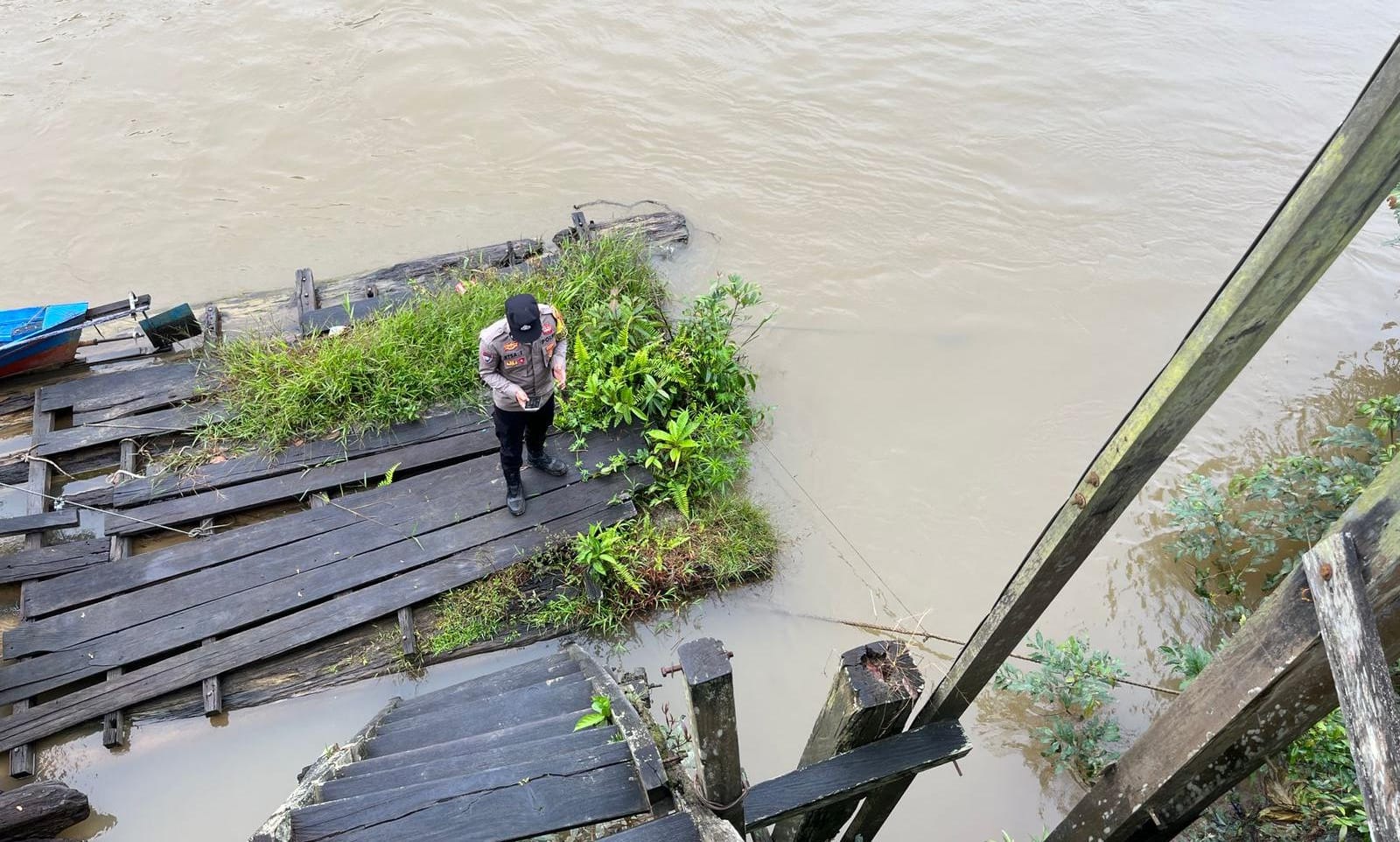 Piket Polsek Cek Debit Air Sungai Lamandau