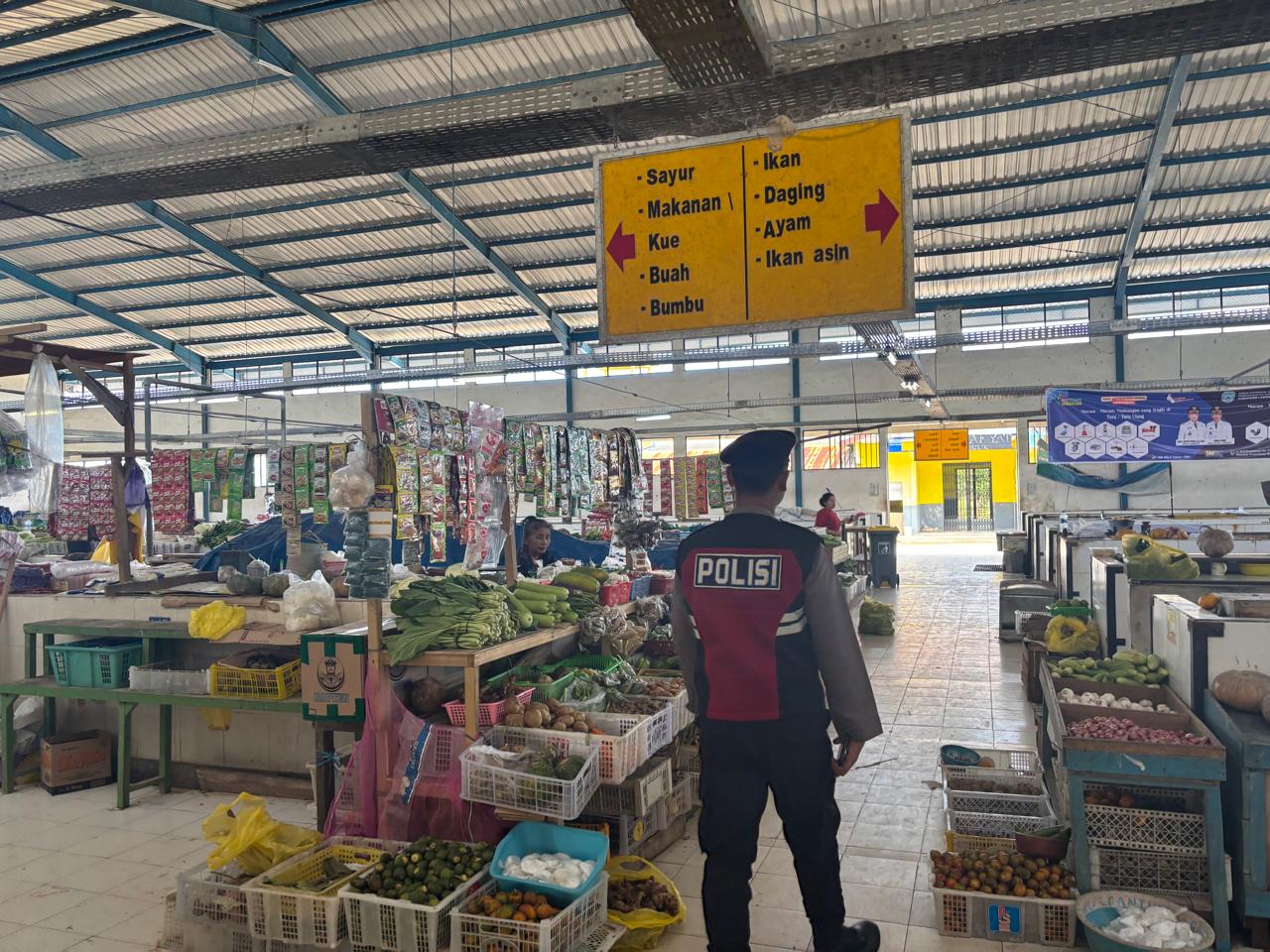 Satuan Samapta Patroli di Pasar Wilayah Hukum Polres Lamandau