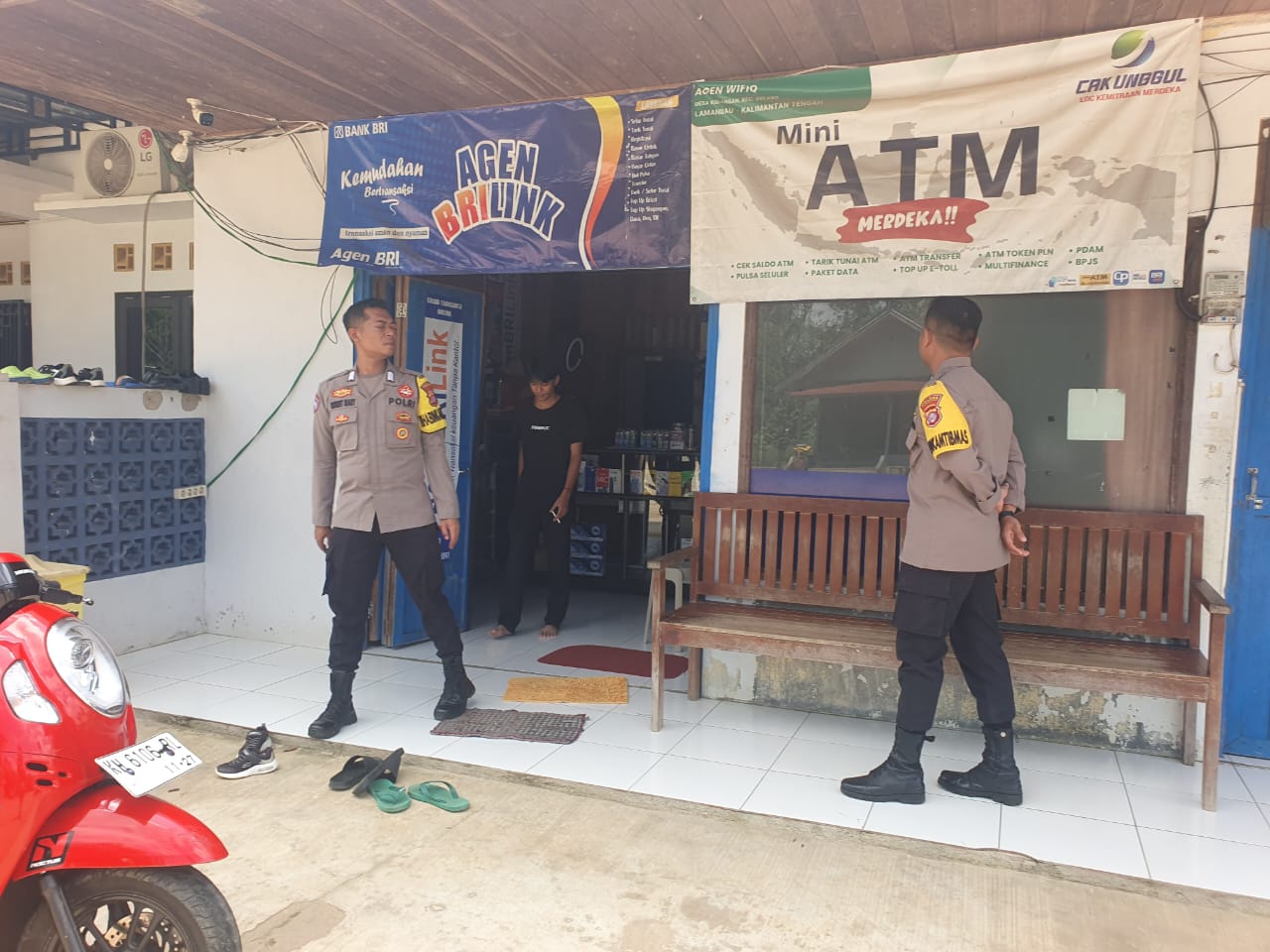 Piket Polsek Delang melaksanakan patroli diwilkum Polsek Delang