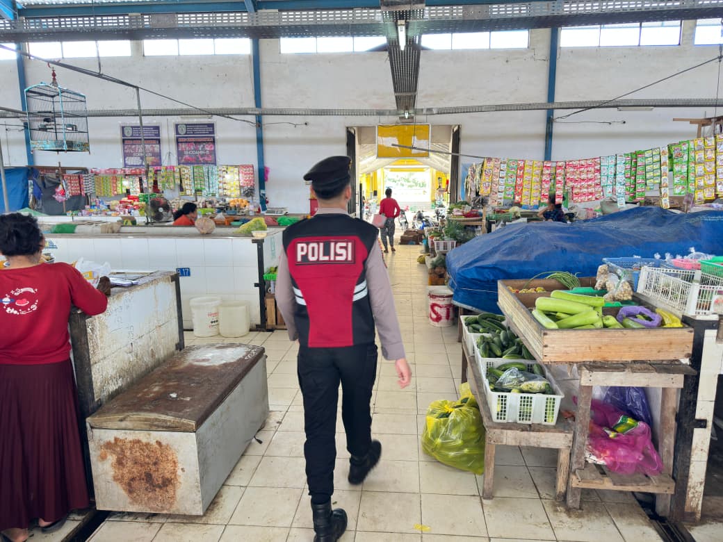 Satuan Samapta Patroli di Pasar Wilayah Hukum Polres Lamandau