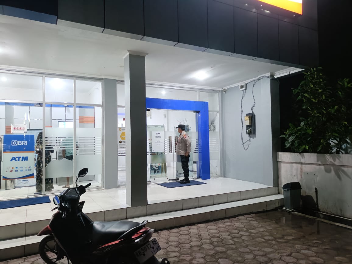 Polsek Bulik Patroli Sambangi Satpam Bank