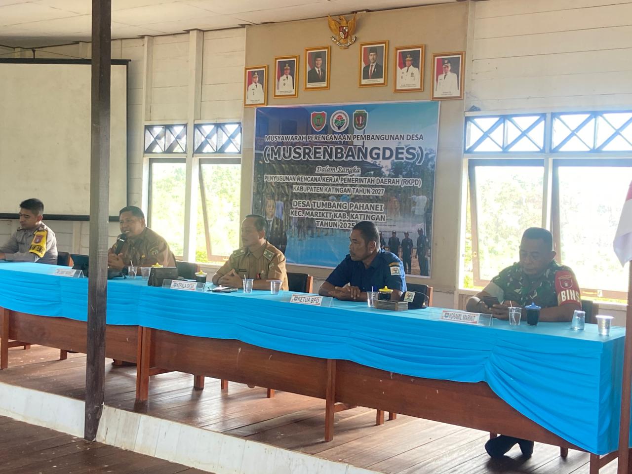 Bhabinkamtibmas Hadiri Musyawarah Rencana Pembangunan (Musrenbang) Desa Tumbang Pahanei, Kec. Marikit, Kab. Katingan.