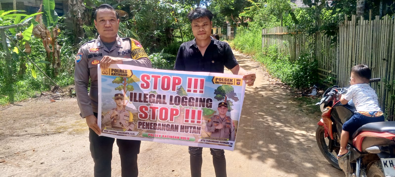 Upaya Pencegahan Penebangan Hutan secara Liar (Ilegal Logging), Bhabinkamtibmas sosialisasi kepada masyarakat.