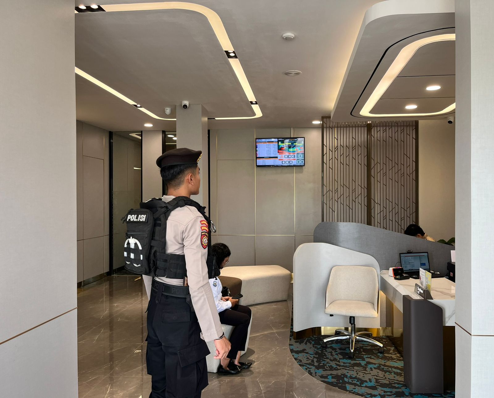 Meningkatkan Keamanan Obyek Vital Sat Samapta Polres Katingan Laksanakan PAM Bank