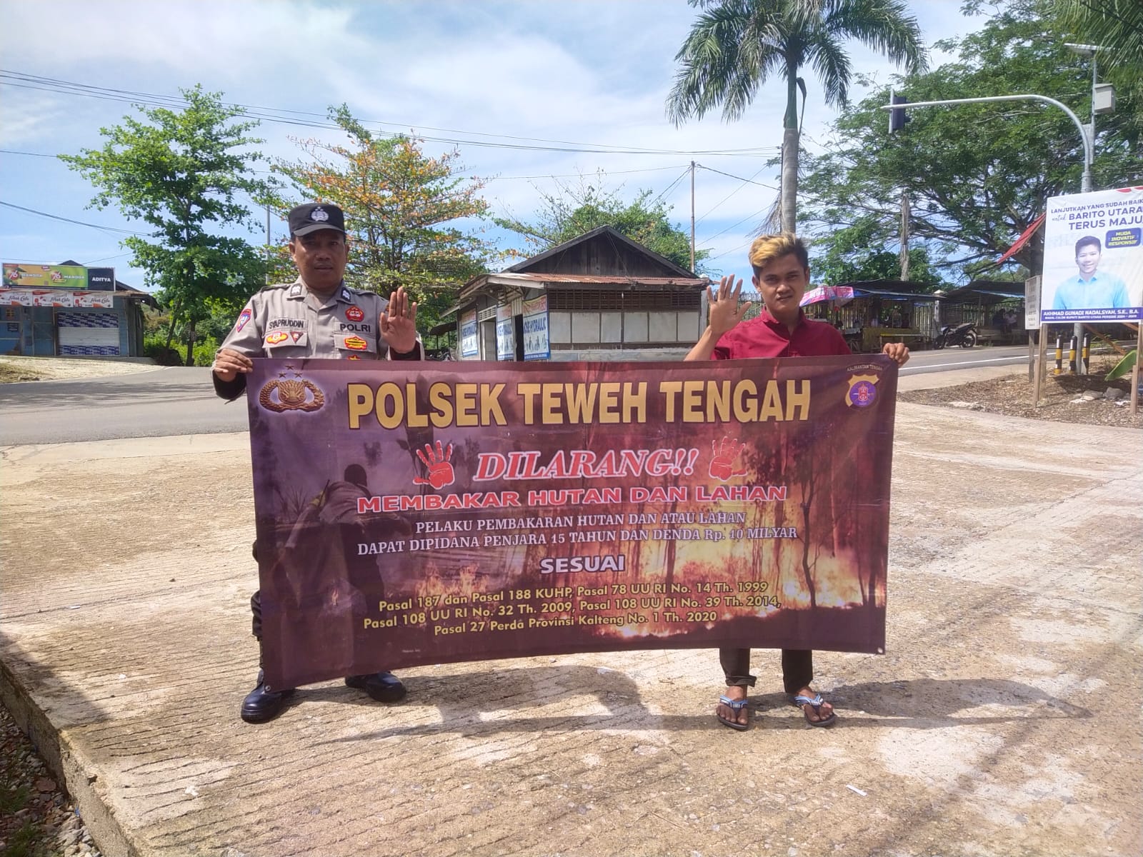 Jaga Kelestarian Hutan, Polsek Teweh Tengah Sampaikan Stop Karhutla Ke Warga