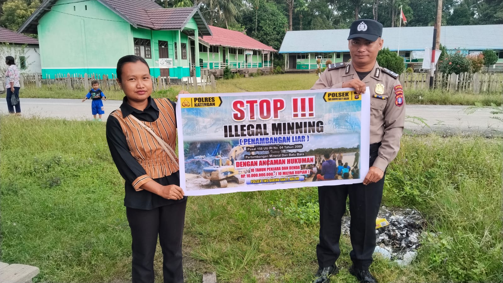 Polsek Marikit Sambangi dan Sosialisasi Ilegal Mining…!!!
