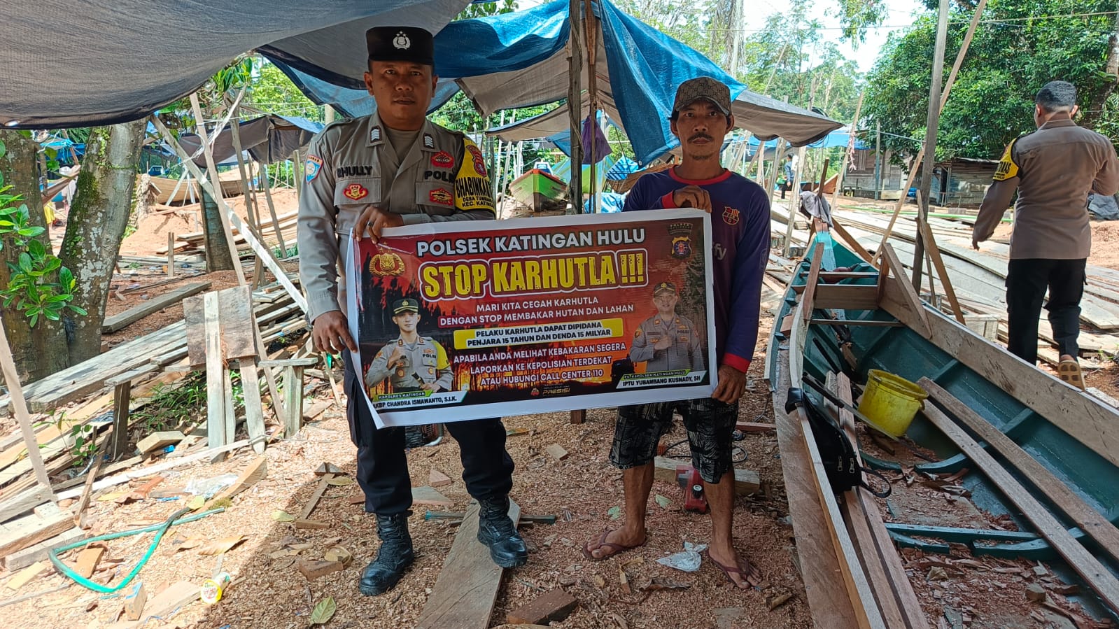 Upaya Pencegahan Kebakaran Hutan dan Lahan di Kecamatan Katingan Hulu, Bhabinkamtibmas sosialisasi kepada masyarakat.