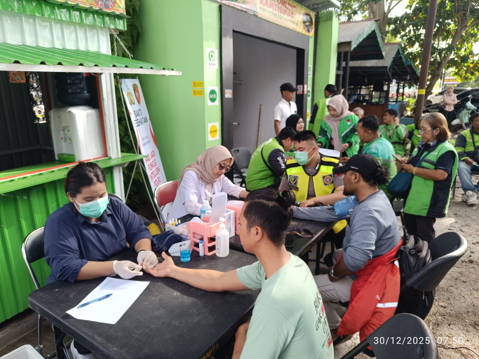 Semarak HUT Intelijen Polri ke-80, Rumkit Bhayangkara Dukung Kesehatan Lapangan Donor Darah Dit Intelkam Polda Kalteng