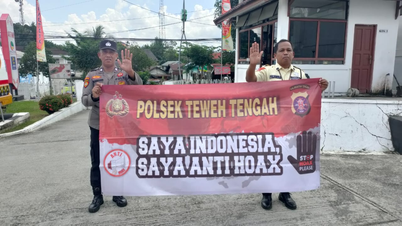 Putus Penyebaran Berita Hoax, Polsek Teweh Tengah Sampaikan Stop Hoax Kepada Warga