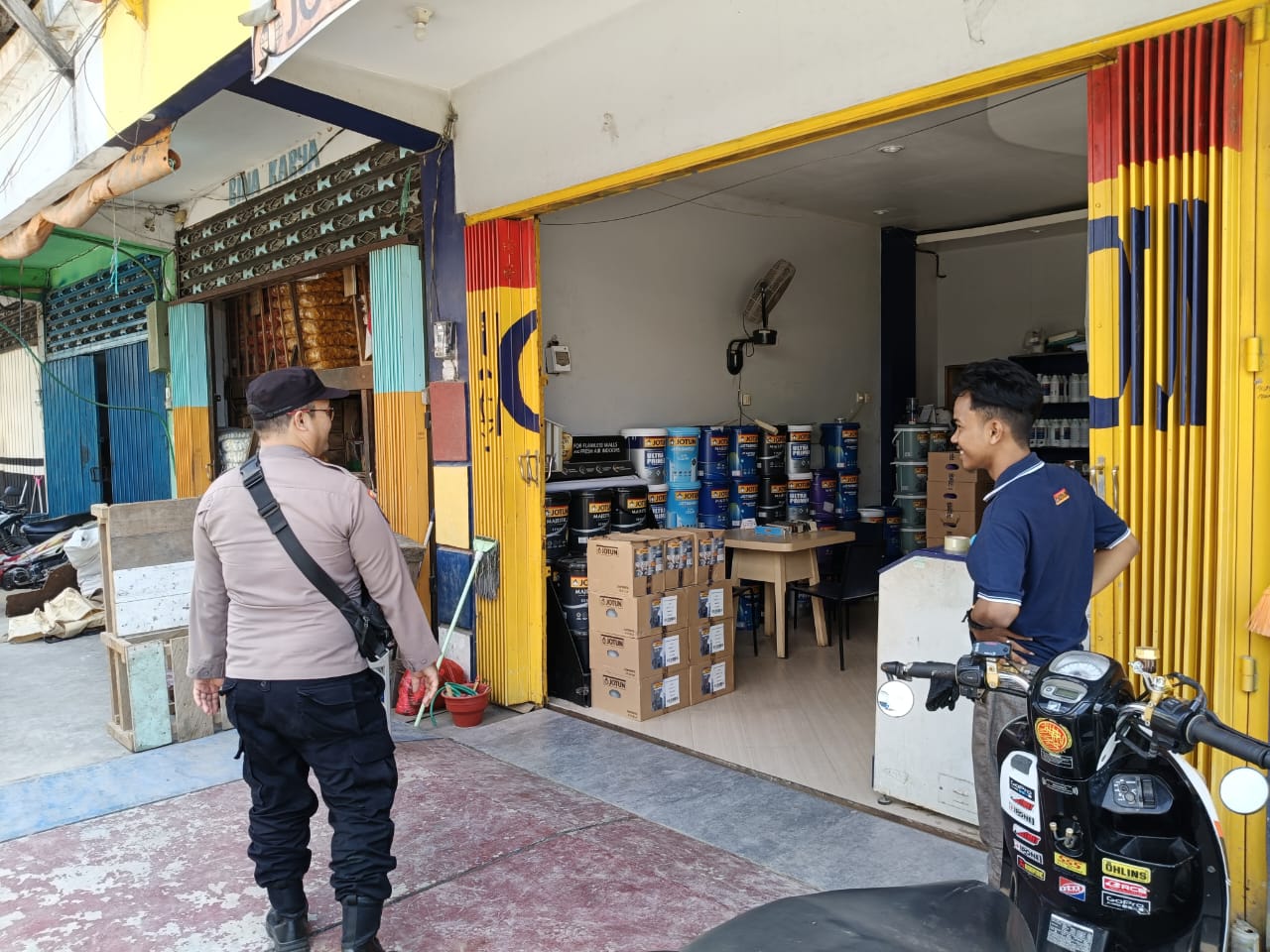 Dalam Rangka Menjaga Situasi Kamtibmas yang Kondusif, Polsek Teweh Tengah Laksanakan Patroli