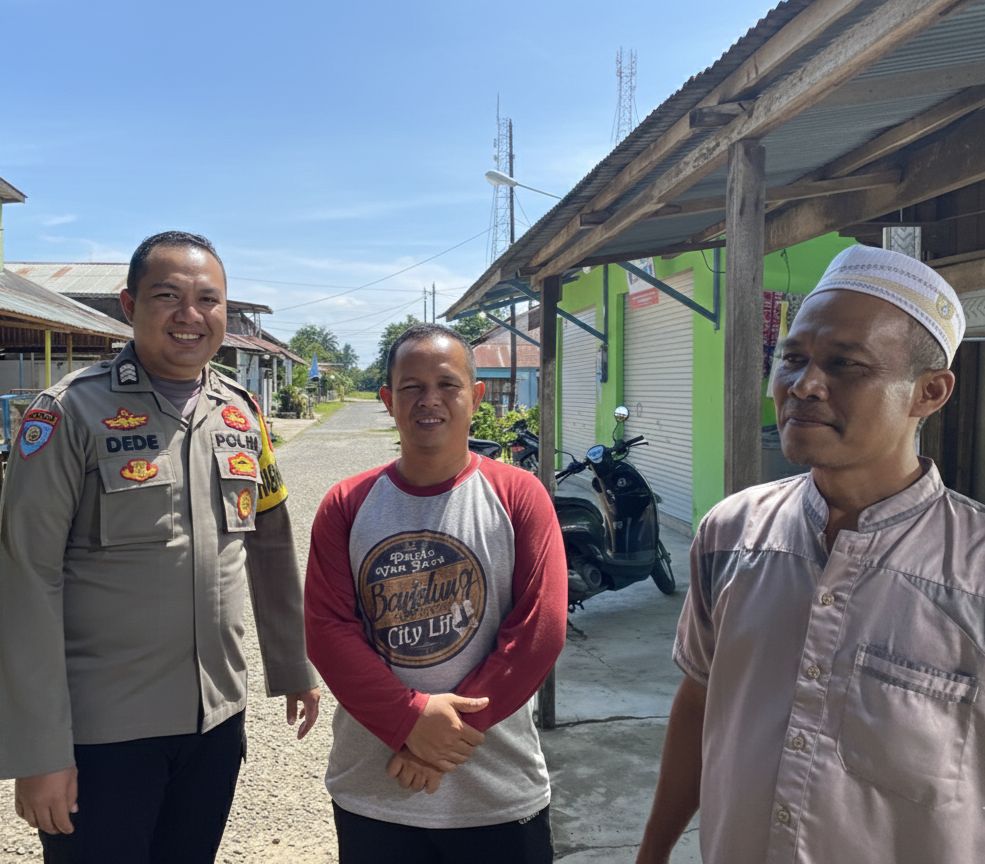 Harkamtibmas, Personil Polsek Katingan Kuala Sambang masyarakat