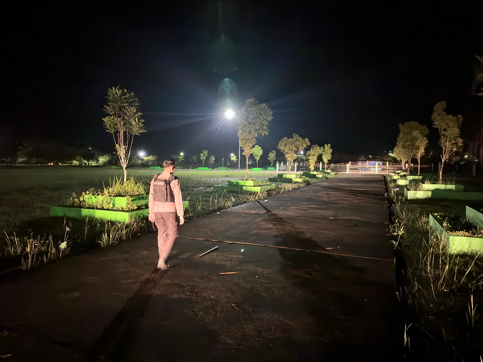 Sat Samapta Polres Lamandau Patroli Malam Hari, Jaga Kamtibmas dan sambang sejumlah Tempat