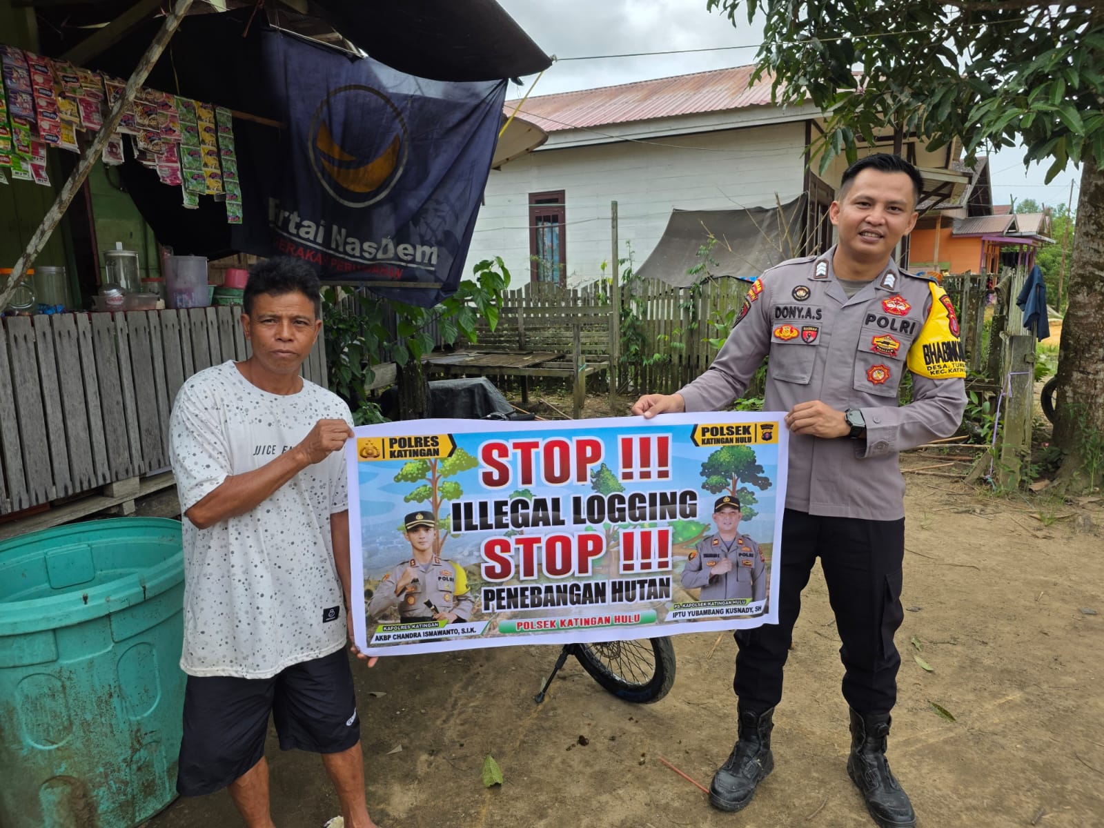 Upaya Pencegahan Penebangan Hutan secara Liar (Ilegal Logging), Bhabinkamtibmas sosialisasi kepada masyarakat.