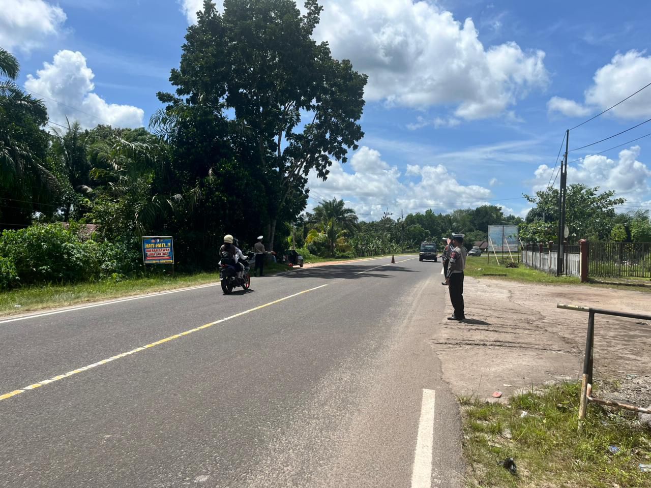 *Antisipasi Laka Lantas, Satlantas Polres Katingan laksanakan patroli ke titik-titik lokasi rawan laka lantas.*