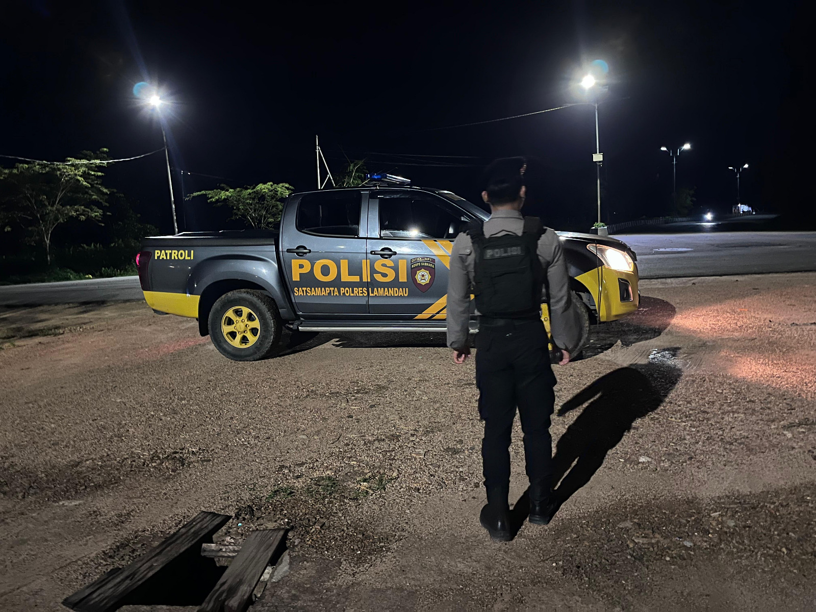 Sat Samapta Polres Lamandau Patroli Malam Hari, Jaga Kamtibmas dan sambang sejumlah Tempat