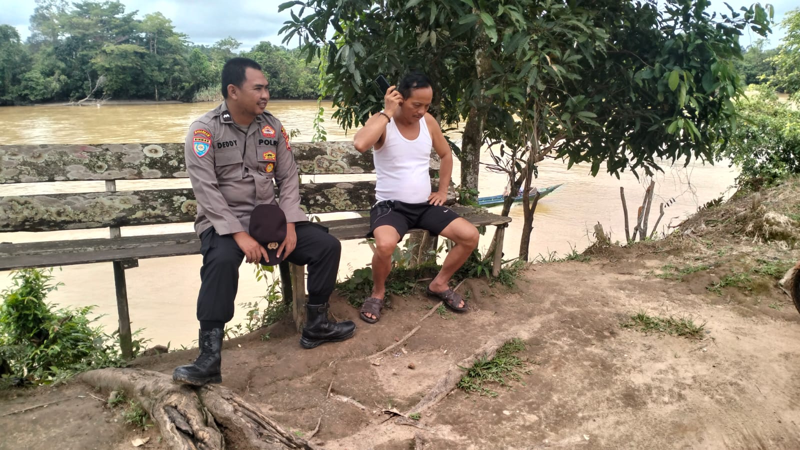 Patroli Siang Polsek Marikit: Hadir Melayani, Melindungi dan Mengayomi Masyarakat.