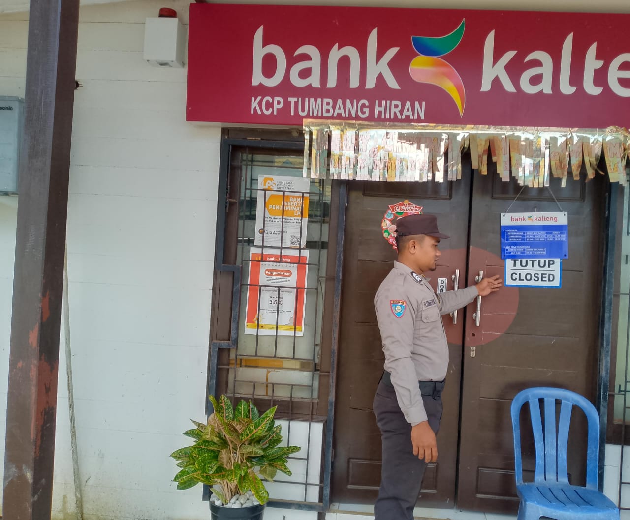 Polsek Marikit menciptakan Kamtibmas Kondusif yang di laksanakan petugas Piket jaga Di Wilayah Kec. Marikit Kab. Katingan.