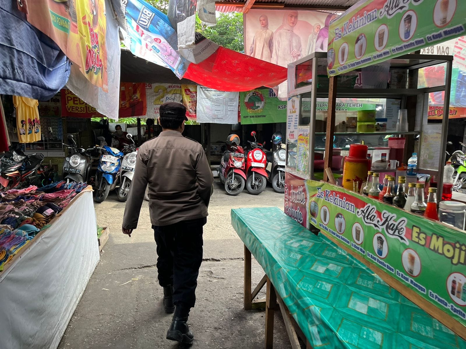 Secara Humanis, Polsek Teweh Tengah Sosialisasikan Germas Kepada Masyarakat di Wilayah Hukum Teweh Tengah