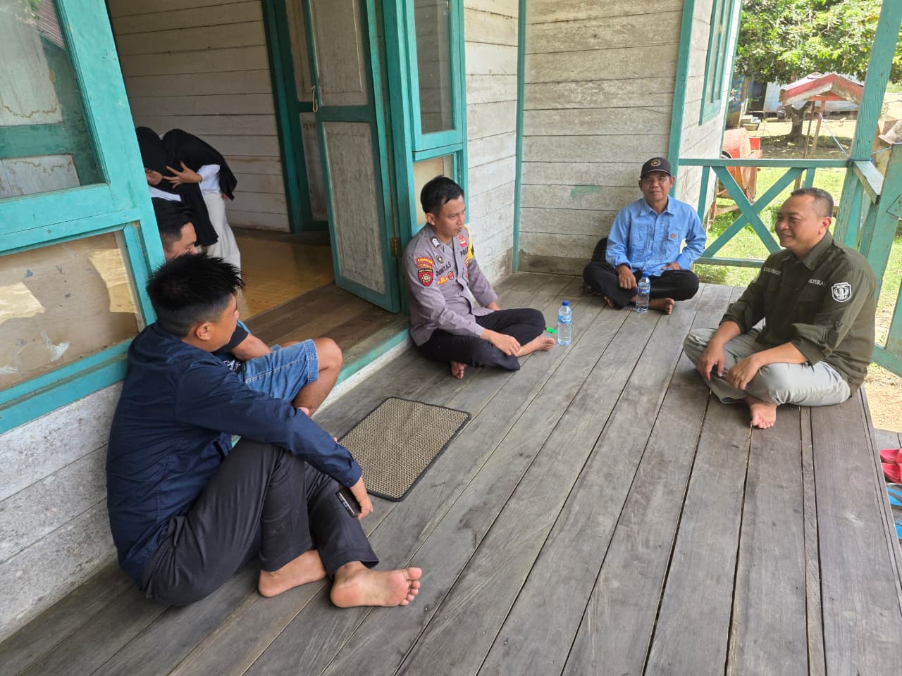 BHABINKAMTIBMAS POLSEK KATINGAN HULU SAMBANGI WARGA.