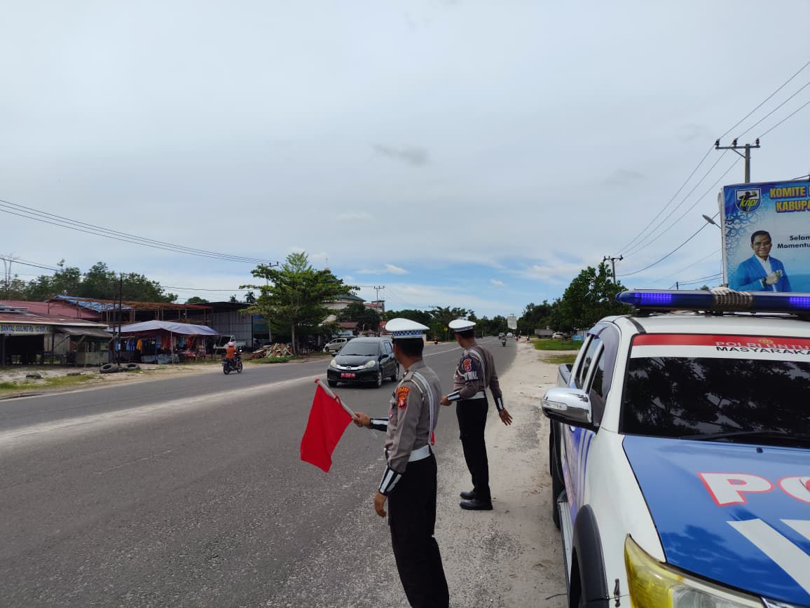 *Satlantas Polres Katingan Melaksanakan Blue Light Patrol*