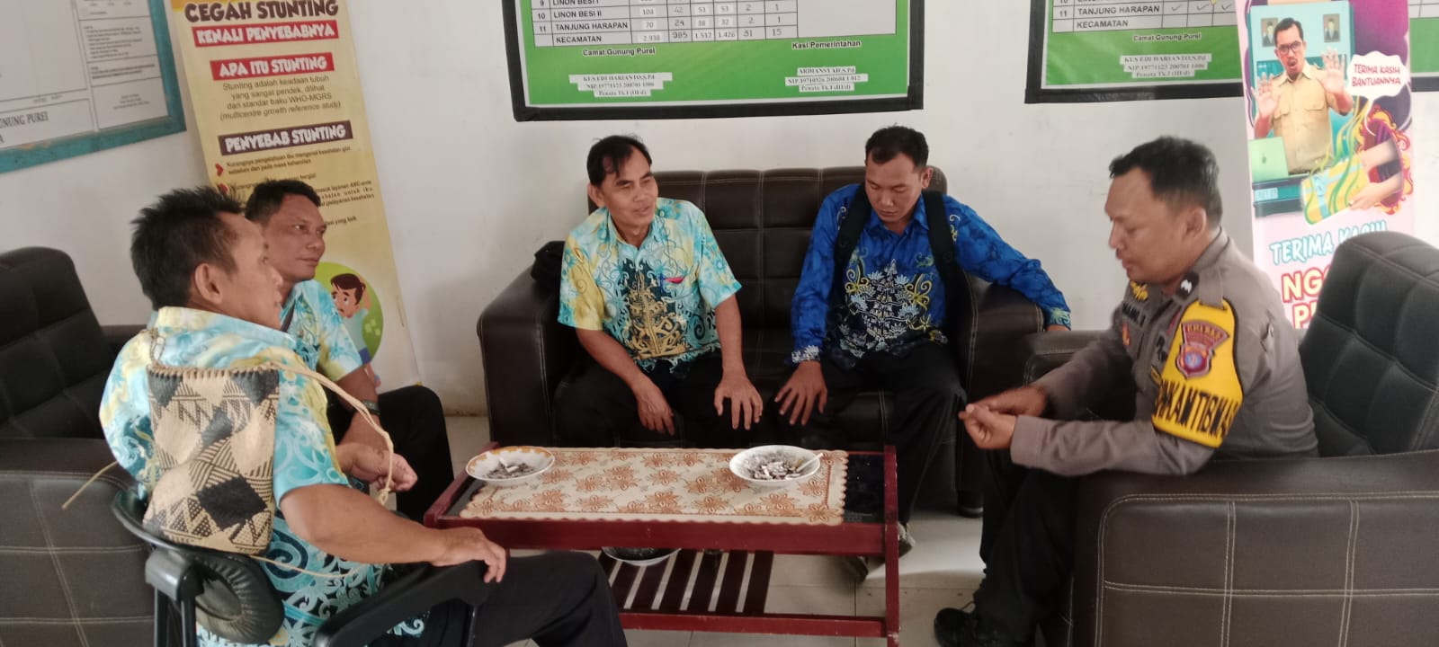 Dekatkan Diri ke Warga, Polsek Gunung Purei Gelar Jumat Curhat