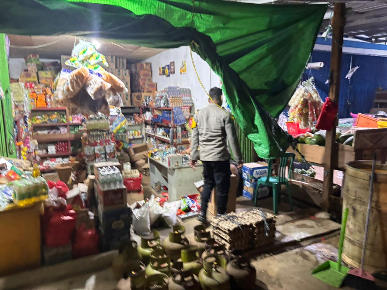 Piket Polsek Patroli kepertokoan diwilkum Polsek Delang