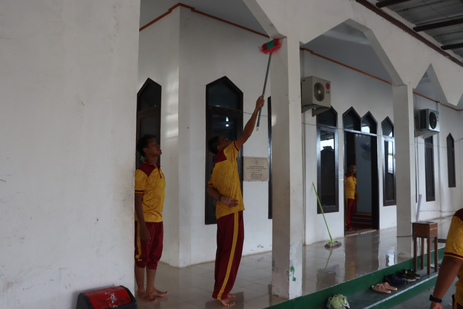 Sambut Isra Mi’raj, Polres Lamandau Laksanakan Bakti Religi di Masjid Ar-Rizal Polres Lamandau