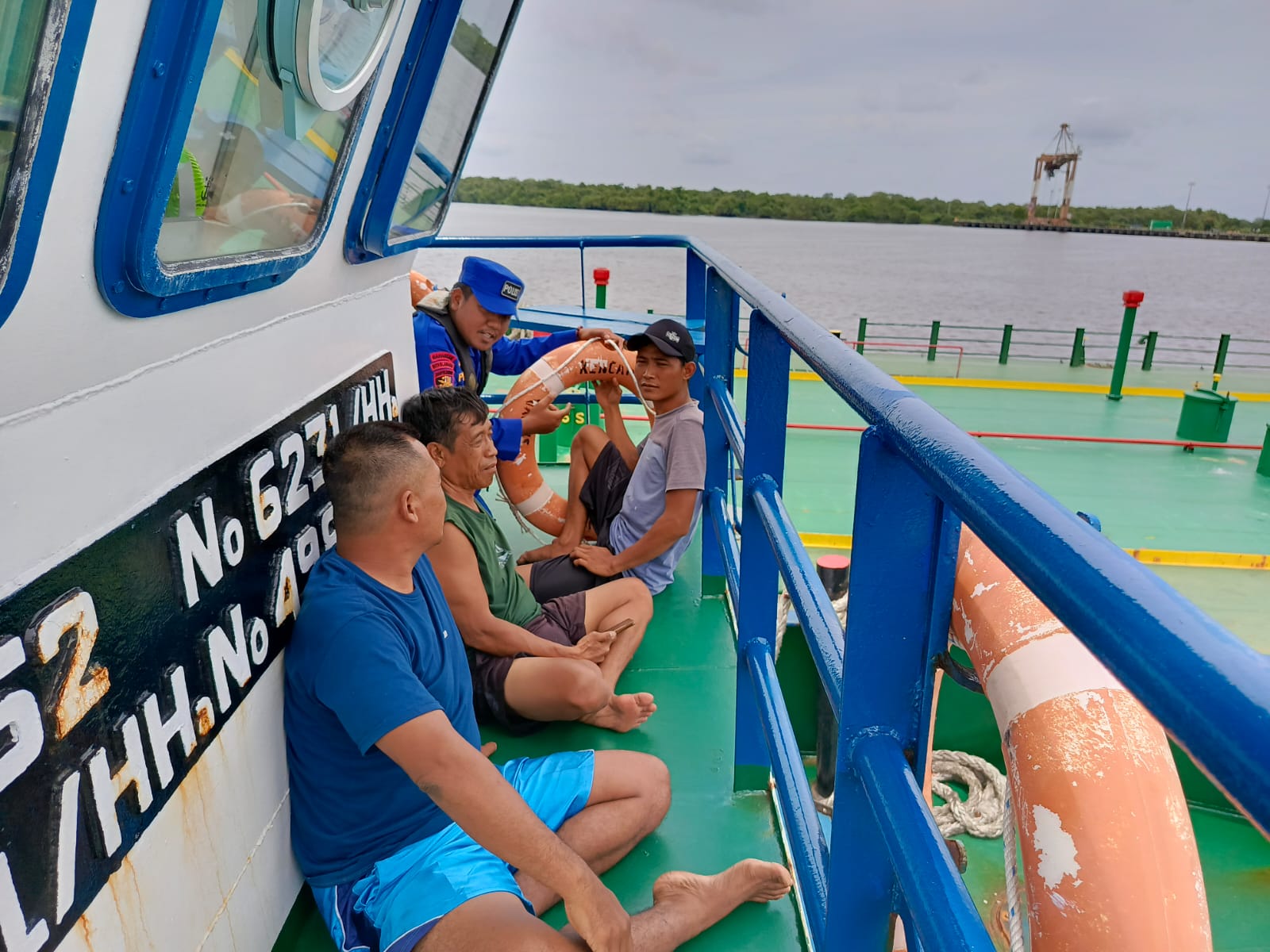 Kapal Polisi XVIII-2006 Ditpolairud, Periksa Legalitas Kapal Dan Wujudkan Keamanan