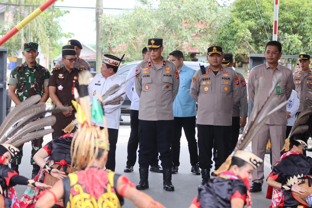 Kunker Wakapolda Kalteng, Tingkatkan Profesionalisme Personel Polres Kapuas