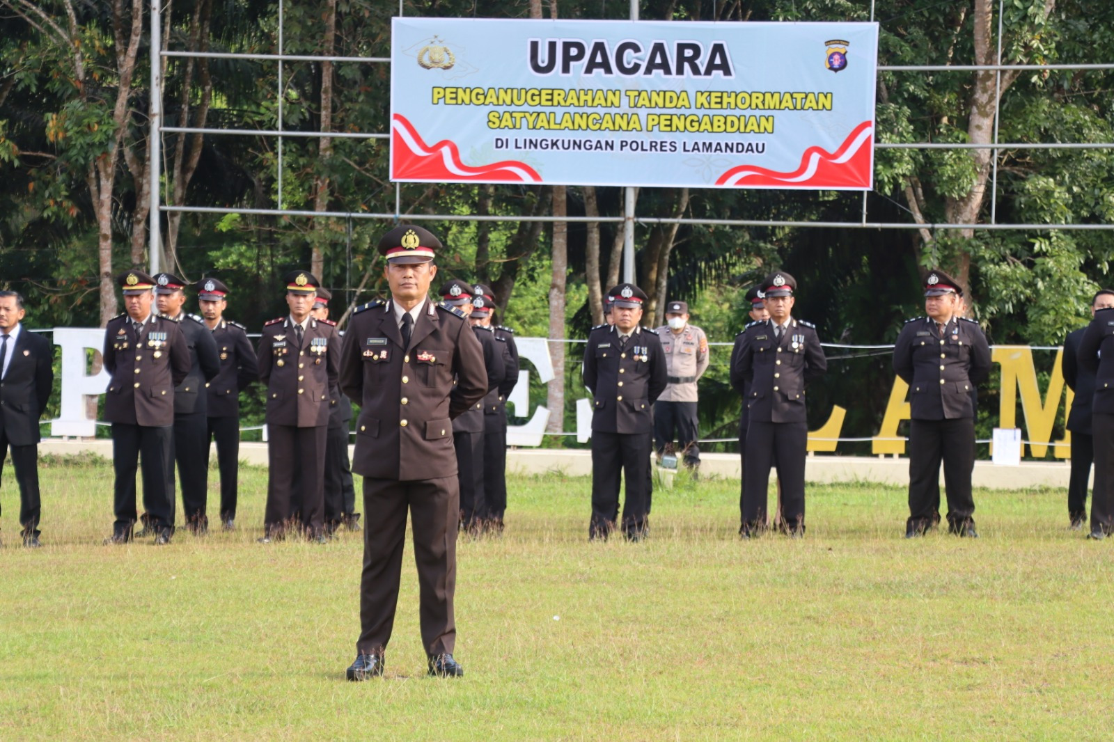 Polres Lamandau Gelar Upacara Penganugerahan Satyalancana Pengabdian Polri