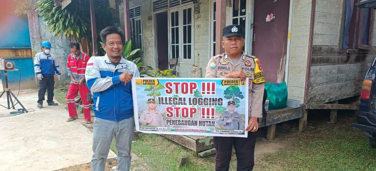 Upaya Pencegahan Penebangan Hutan secara Liar (Ilegal Logging), Bhabinkamtibmas sosialisasi kepada masyarakat.