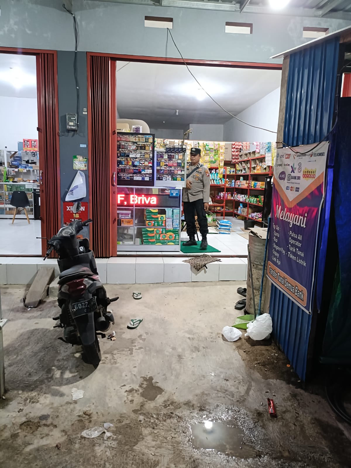 Personel Polsek melaksanakan Patroli di Wilkum Polsek Bulik